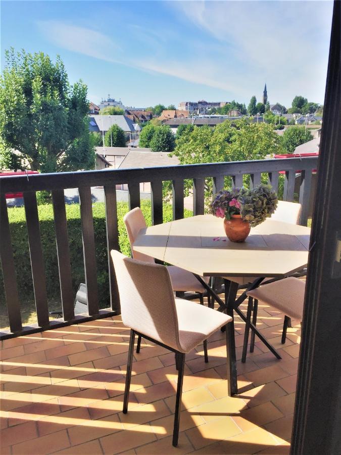 Domaine privé, , piscine, jacuzzi, joli appartement Deauville Extérieur photo